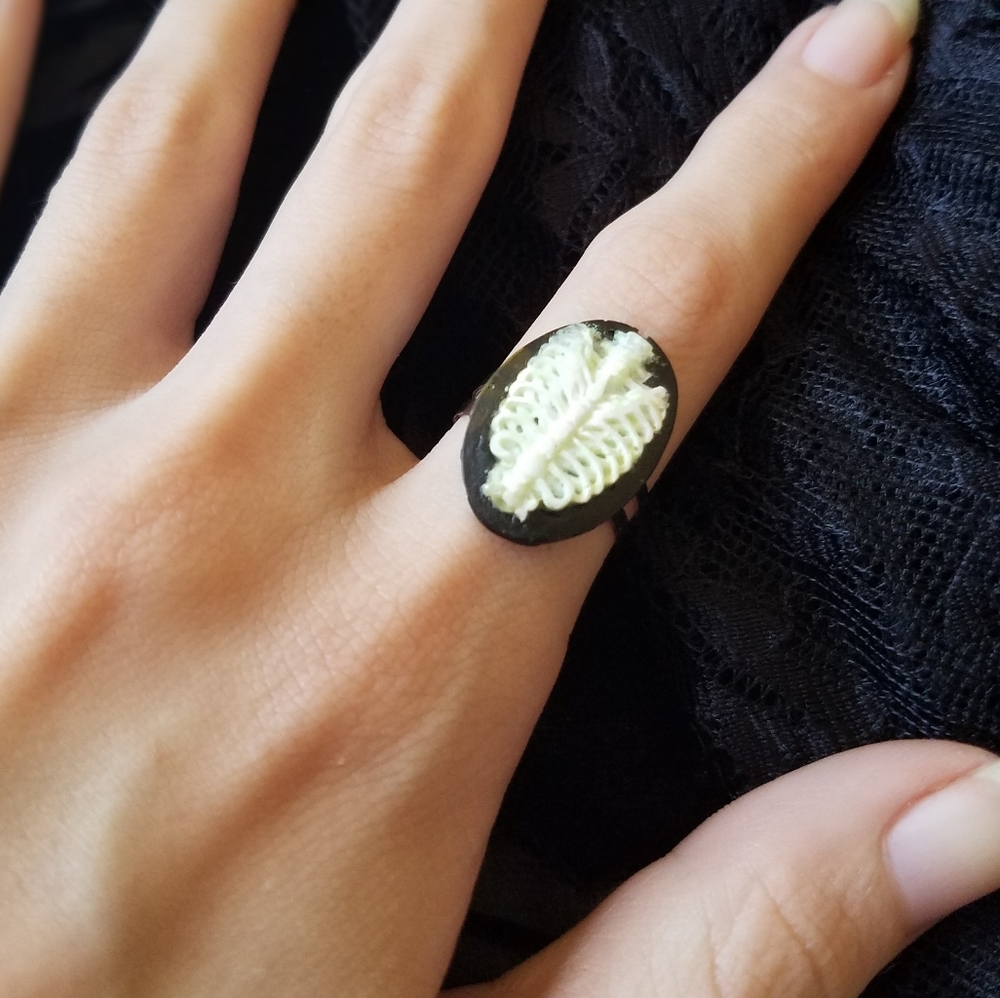 GLOW Ribcage Ring - Picture 10 of 14
